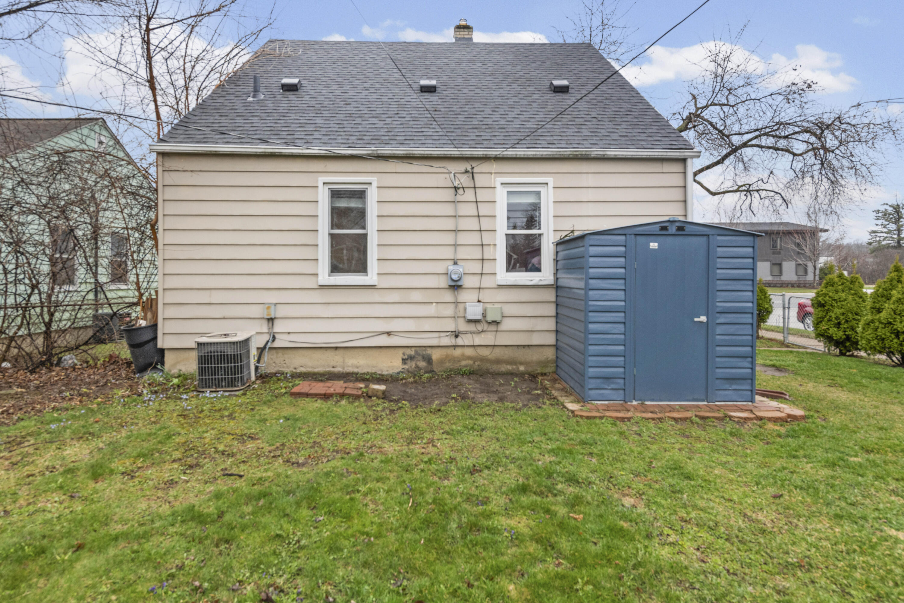 3992 Greenfield Road Berkley, MI 48072 - Photo 7 of 30 3992 Greenfield Road - HD Drone Photogra