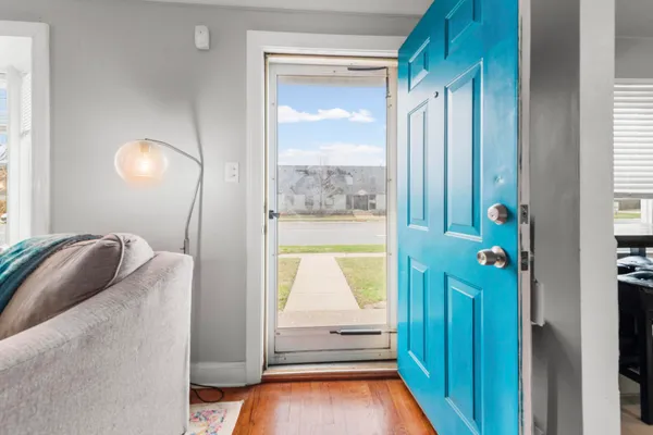 $265,000 | 3992 Greenfield Road, Berkley, MI 48072