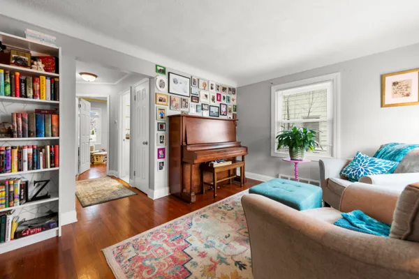 $265,000 | 3992 Greenfield Road, Berkley, MI 48072