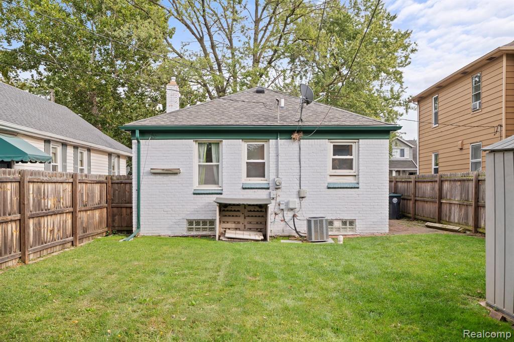 17639 Reed Street Melvindale, MI 48122 - Photo 5 of 26