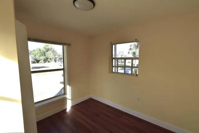 $1,600 | 514 North 27th Street, Unit B, Fort Pierce, FL 34947