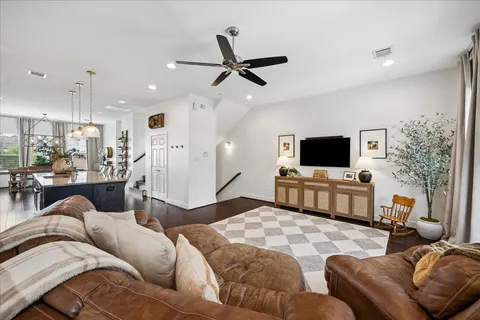 $515,000 | 2416 Couch Street, Houston, TX 77008