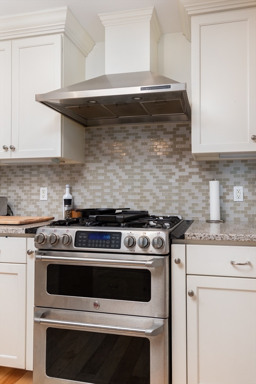 15 Lindsey Street Marblehead, MA 01945 - Photo 11 of 36