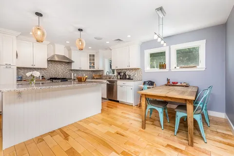 $1,299,000 | 15 Lindsey Street, Marblehead, MA 01945