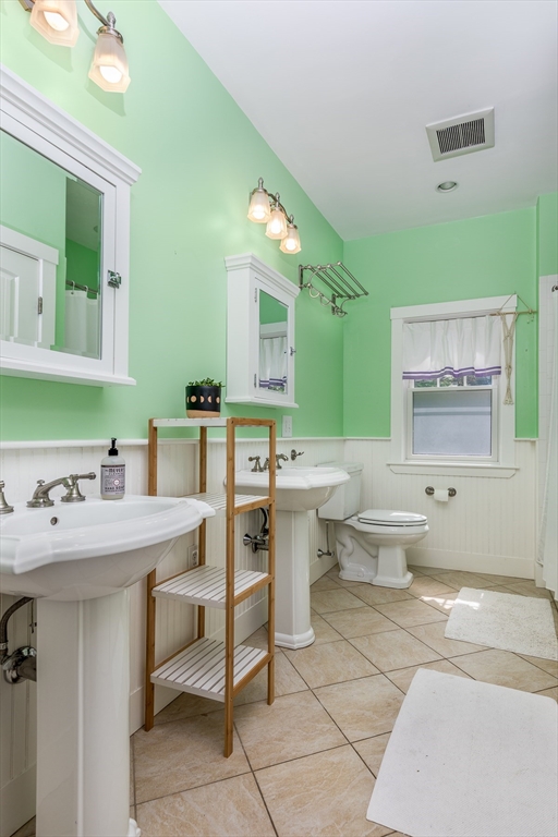 15 Lindsey Street Marblehead, MA 01945 - Photo 28 of 36