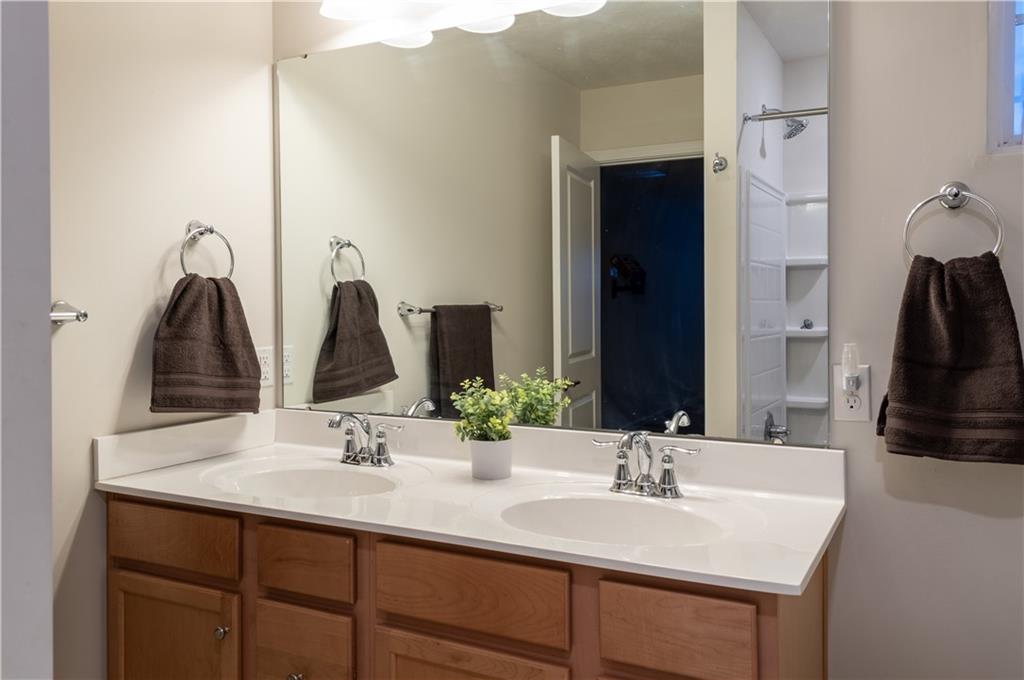 129 Saddle Ridge Drive Oakdale, PA 15071 - Photo 12 of 25