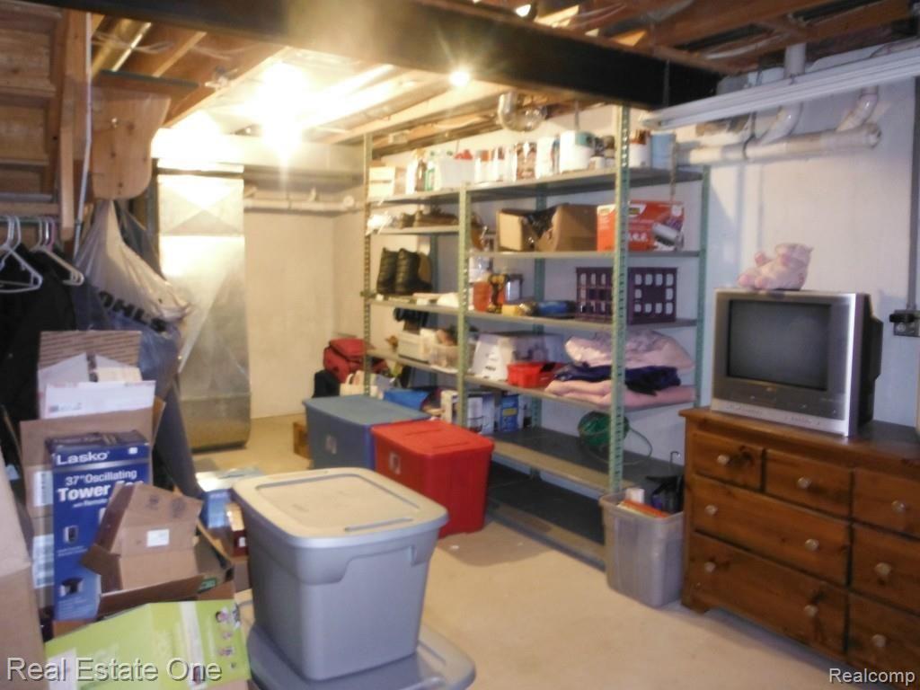 6522 Robb Road Fowlerville, MI 48836 - Photo 26 of 30 DSCF3136.jpg