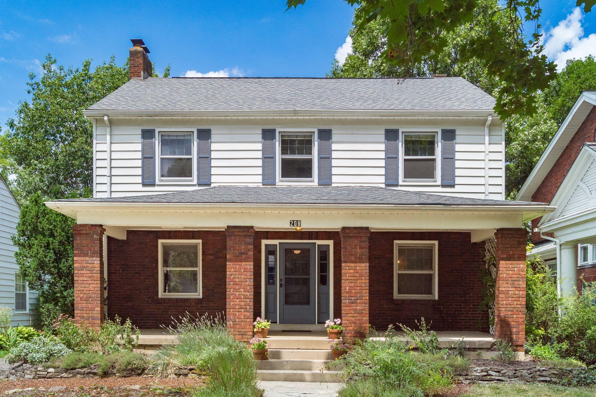 Clintonville center hall home