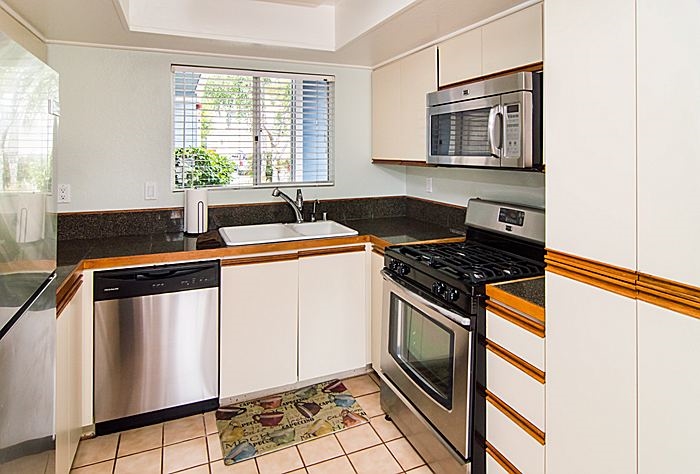 1317 Hampton Road San Marcos, CA 92078 - Photo 14 of 16