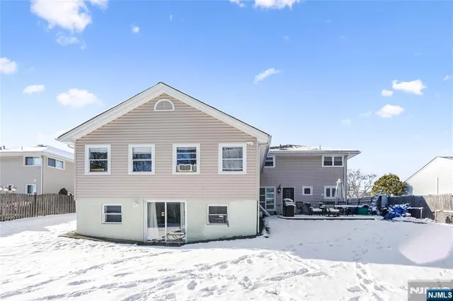 $799,000 | 19 Vivian Avenue, Emerson, NJ 07630