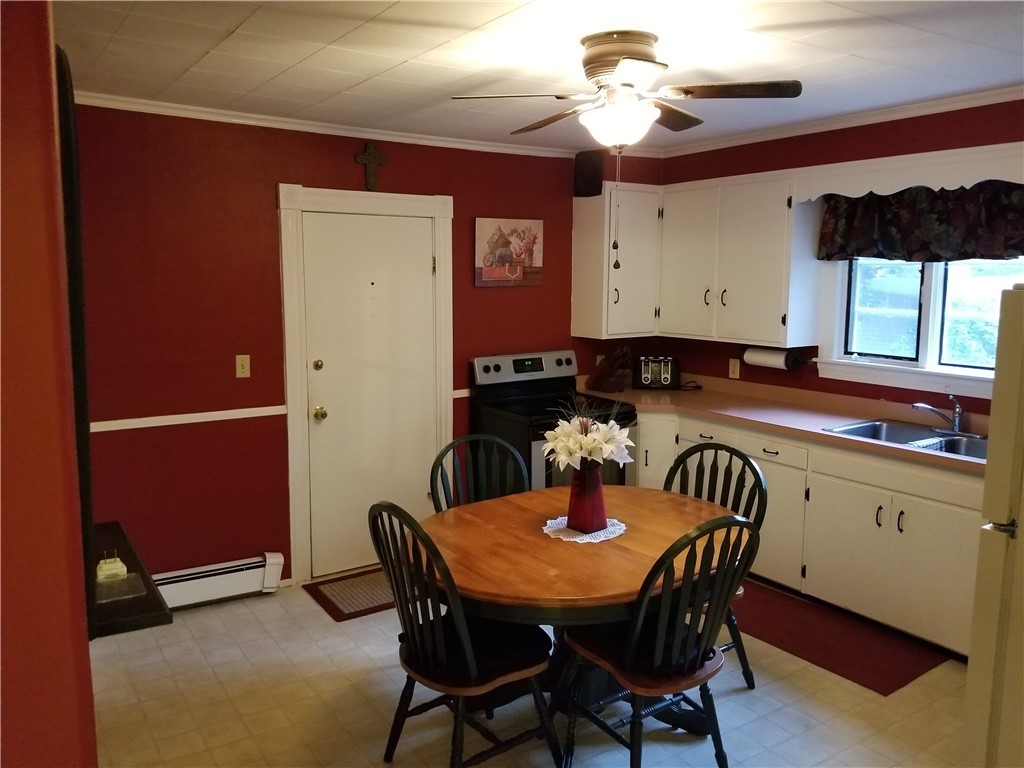 127 Bennett Street Woonsocket, RI 02895 - Photo 3 of 22