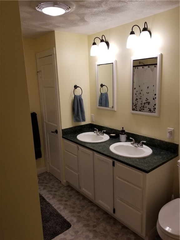 127 Bennett Street Woonsocket, RI 02895 - Photo 6 of 22