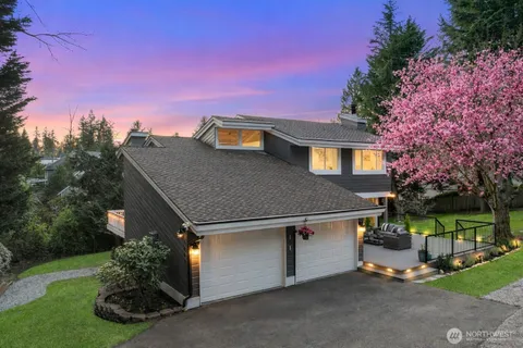 $1,698,800 | 1609 217th Place Northeast, Sammamish, WA 98074