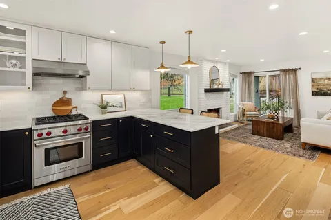 $1,698,800 | 1609 217th Place Northeast, Sammamish, WA 98074