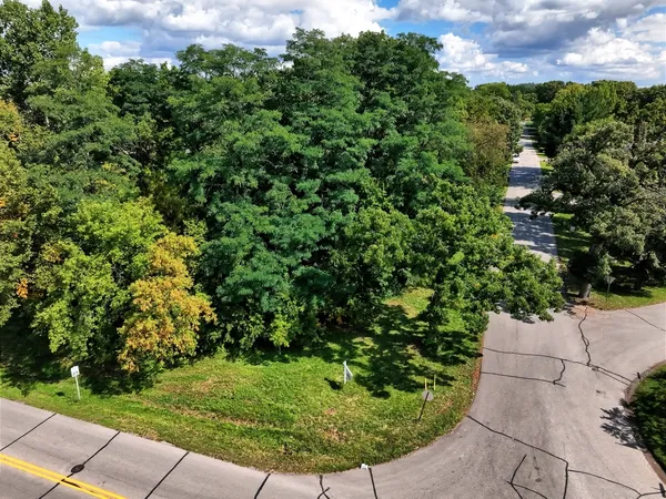 $48,000 | 9367 Clover Road, Unit 9371, Bloomfield, WI 53128