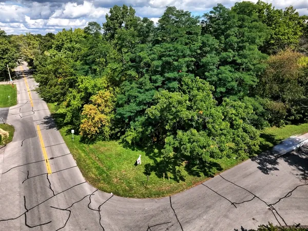 $48,000 | 9367 Clover Road, Unit 9371, Bloomfield, WI 53128