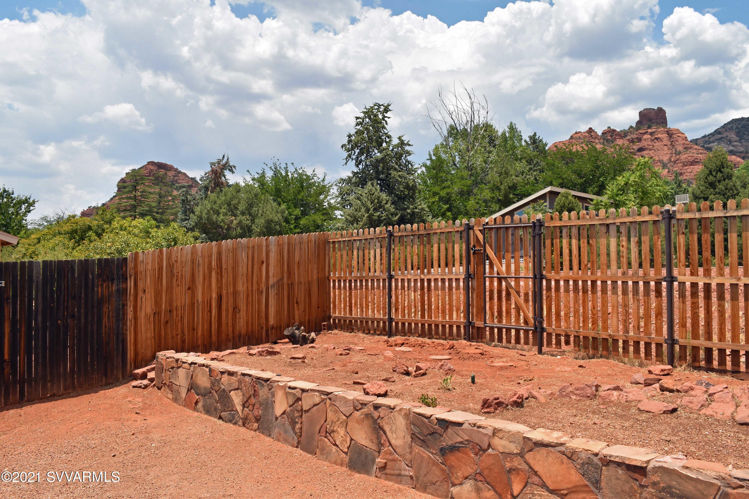 2810 Raven Road Sedona, AZ 86336 - Photo 17 of 24 Raven Backyard Chimney Rock