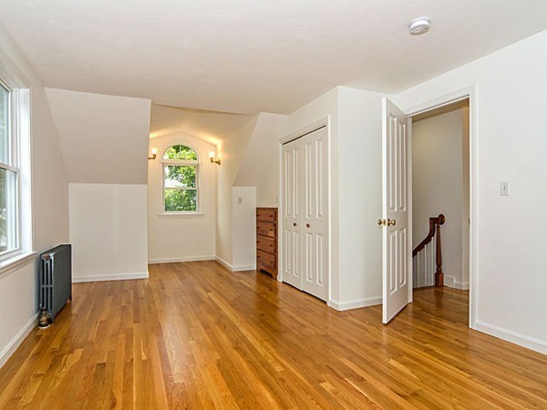 72 Cumberland Road Newton, MA 02465 - Photo 11 of 25 Gallery Image 11