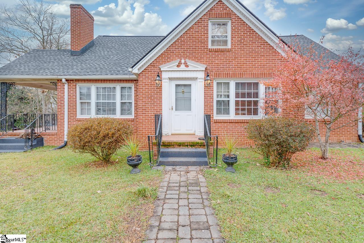 120 Florence Street Pickens, SC 29671 - Photo 4 of 31