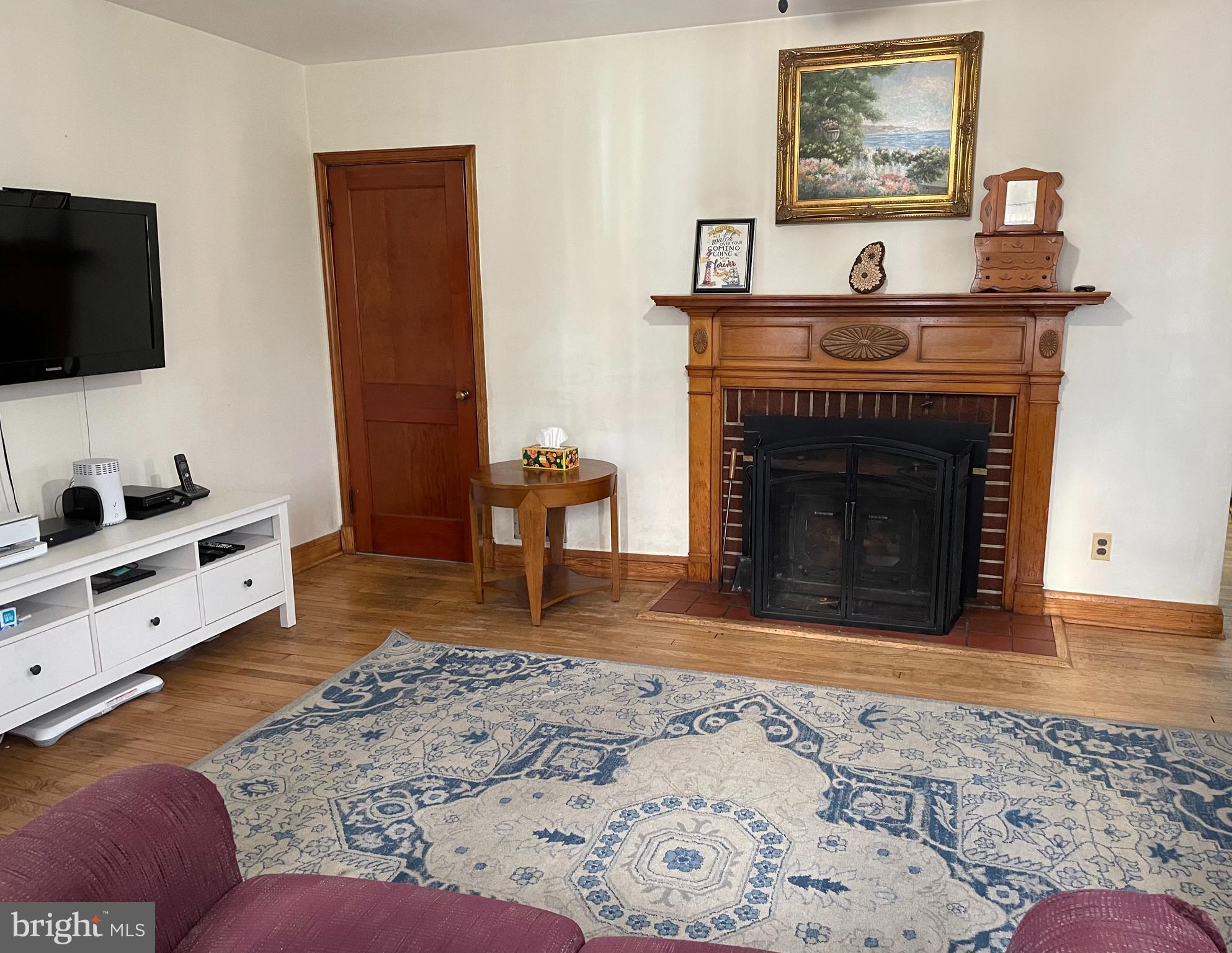 6520 Corkley Road Rosedale, MD 21237 - Photo 3 of 18 Living room