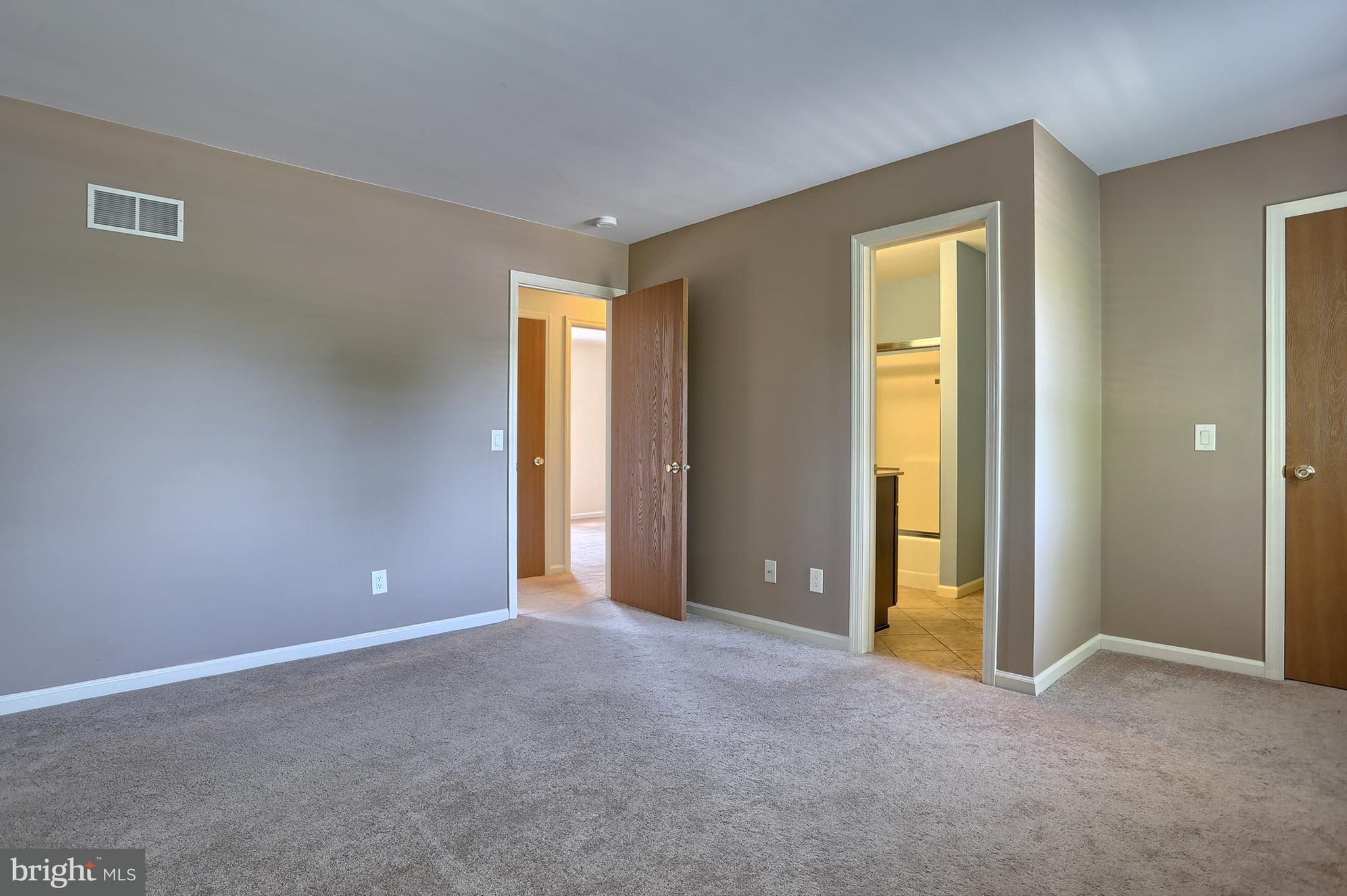 1754 Wilderness Road Lancaster, PA 17603 - Photo 22 of 42 Gallery Image 22