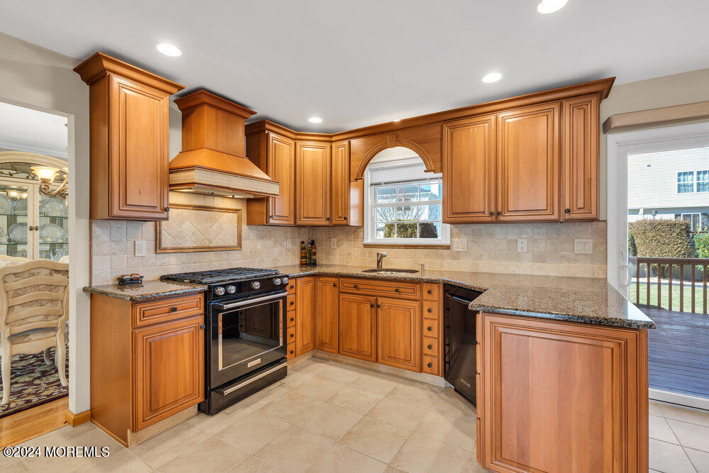 39 Sun Hollow Road Howell, NJ 07731 - Photo 21 of 66 032_dsc07509