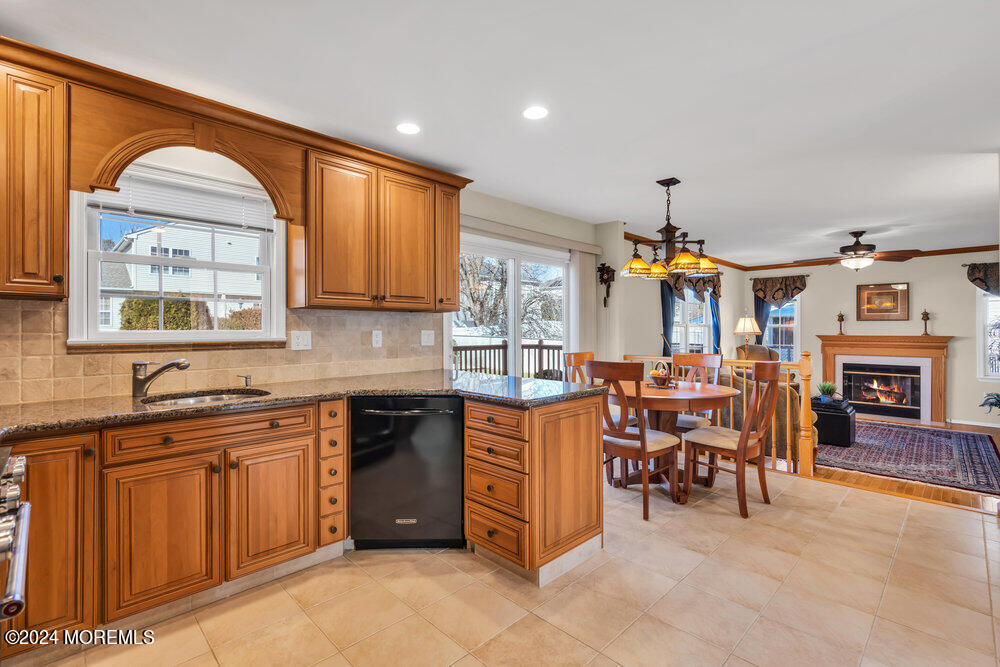 39 Sun Hollow Road Howell, NJ 07731 - Photo 23 of 66 034_dsc07519