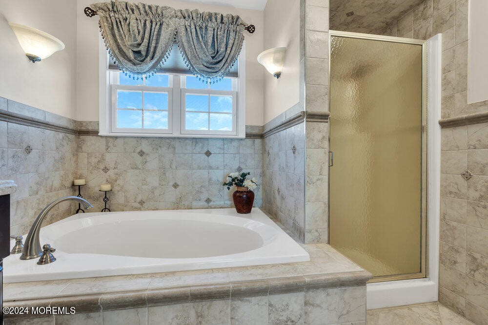 39 Sun Hollow Road Howell, NJ 07731 - Photo 36 of 66 055_dsc07624