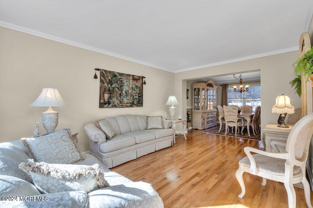 39 Sun Hollow Road Howell, NJ 07731 - Photo 7 of 66 018_dsc07434