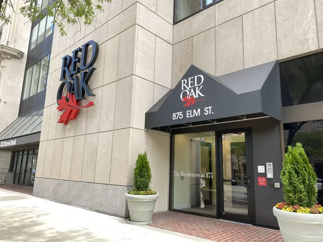 $2,583 | 875 Elm Street, Unit 304, Manchester, NH 03101