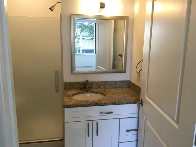 $2,583 | 875 Elm Street, Unit 304, Manchester, NH 03101