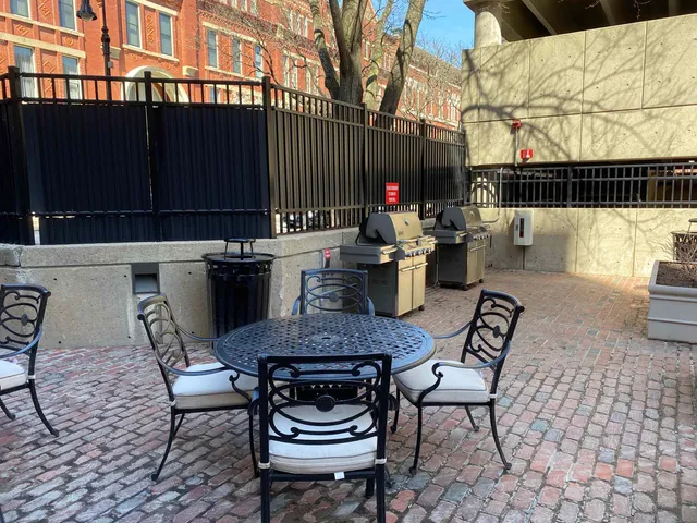 $2,583 | 875 Elm Street, Unit 304, Manchester, NH 03101