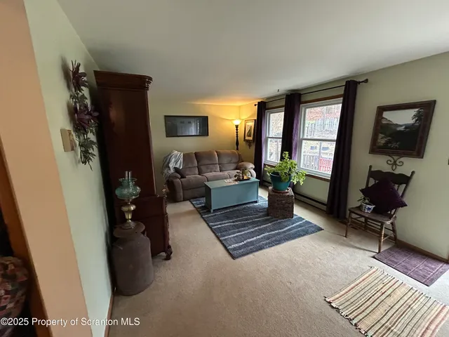 $329,000 | 7 Hollow Crest Road, Tunkhannock, PA 18657