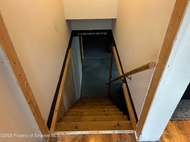 $329,000 | 7 Hollow Crest Road, Tunkhannock, PA 18657