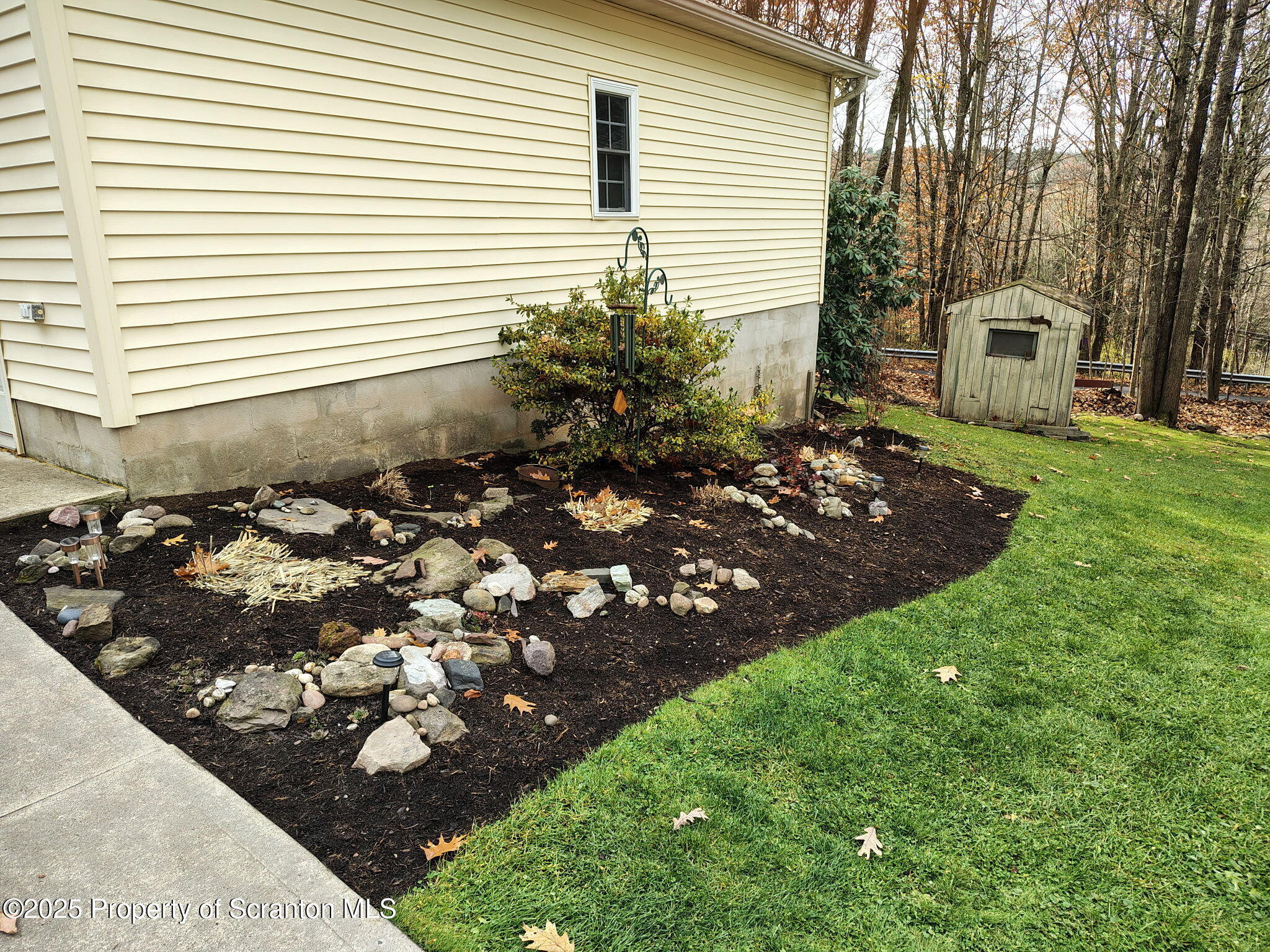 7 Hollow Crest Road Tunkhannock, PA 18657 - Photo 8 of 41 3269058440212599731