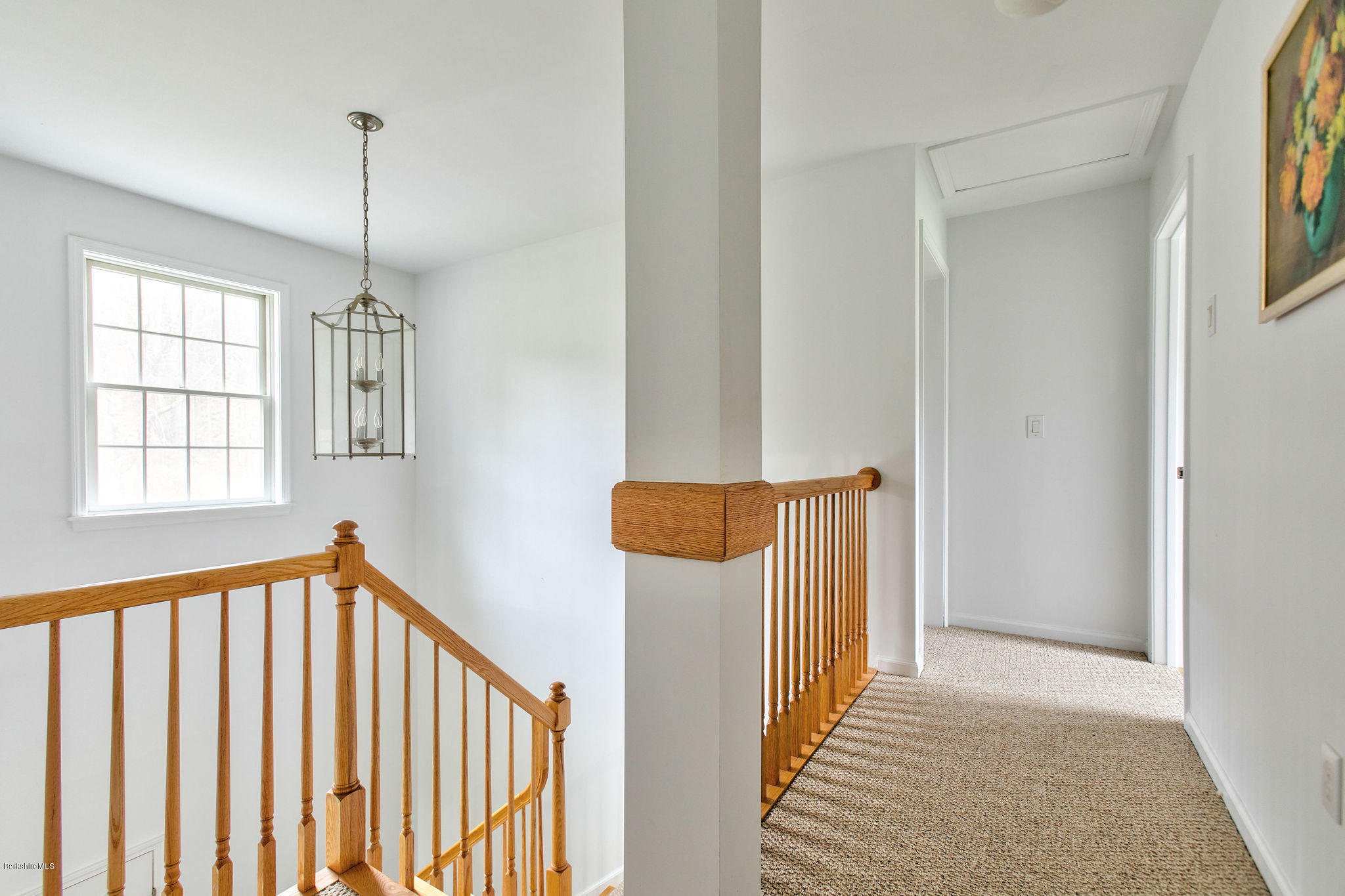 185 Hulett Hill Road Sheffield, MA 01257 - Photo 20 of 29 2nd fl. hall