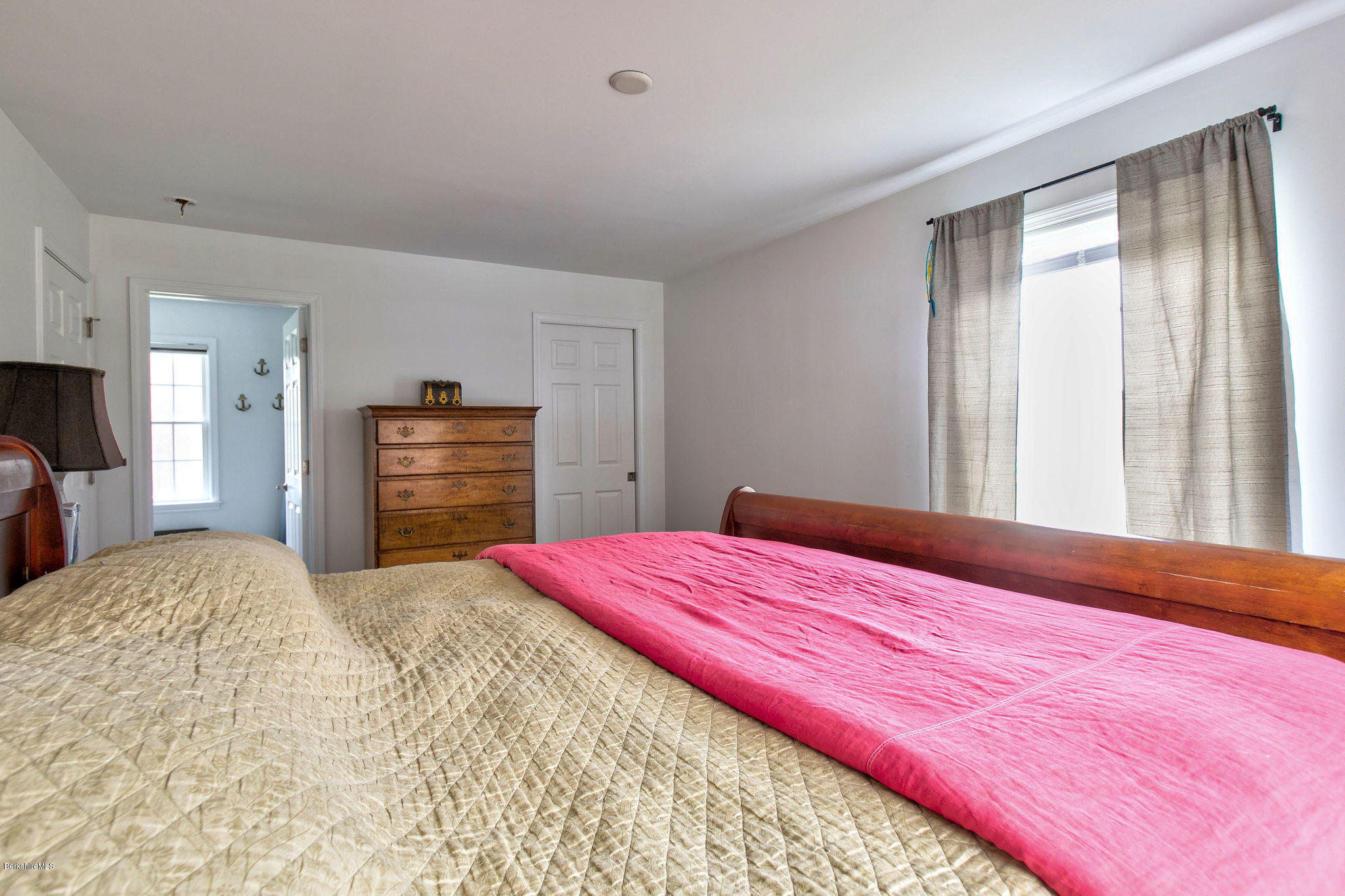 185 Hulett Hill Road Sheffield, MA 01257 - Photo 22 of 29 Primary bedroom