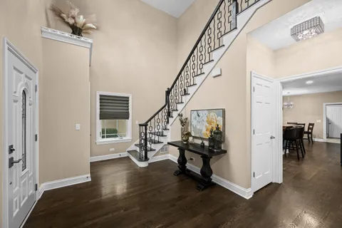 $899,000 | 421 West Hawthorne Street, Arlington Heights, IL 60004