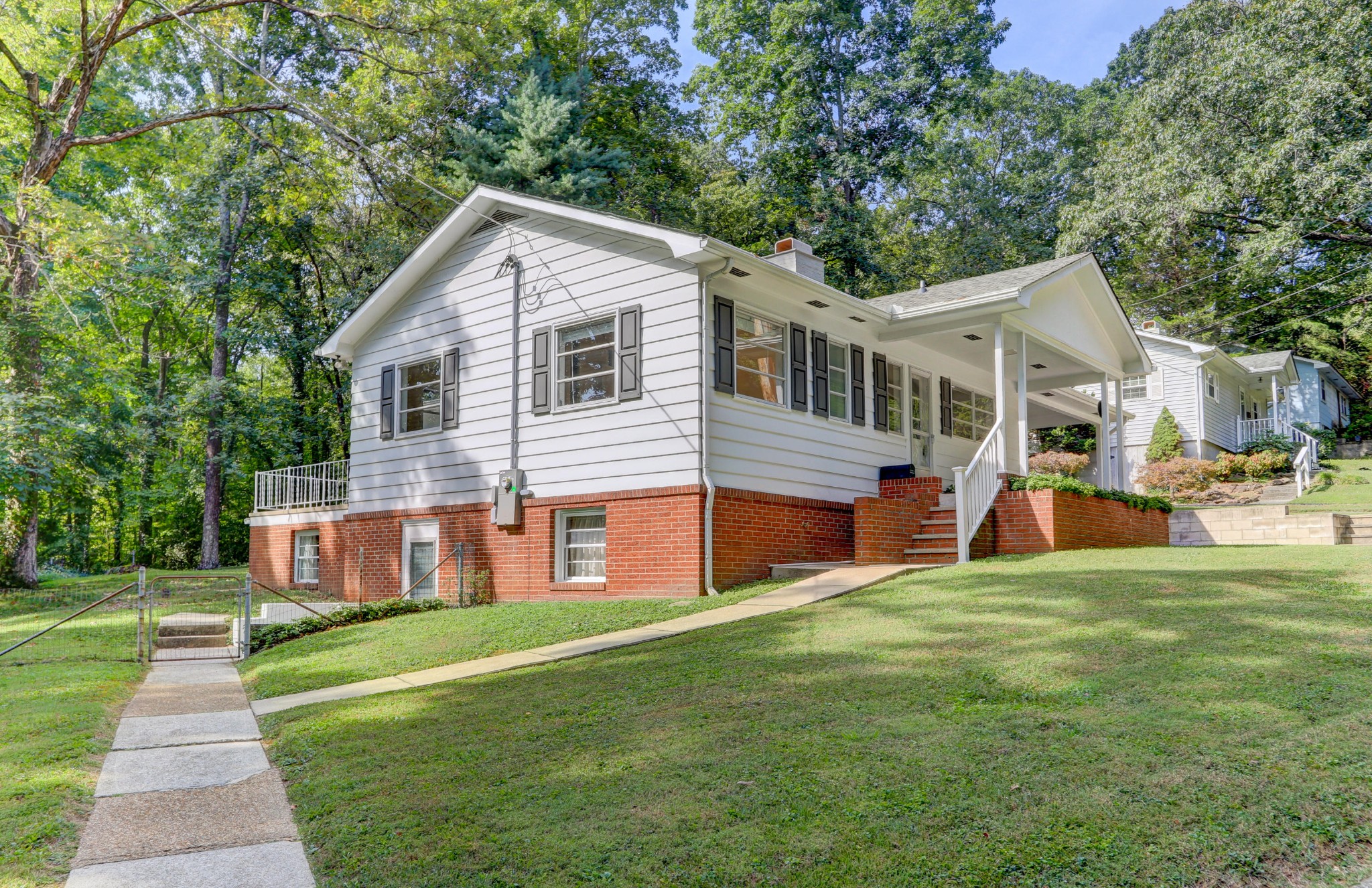 157 California Avenue Oak Ridge, TN 37830 - Photo 2 of 26 Gallery Image 2