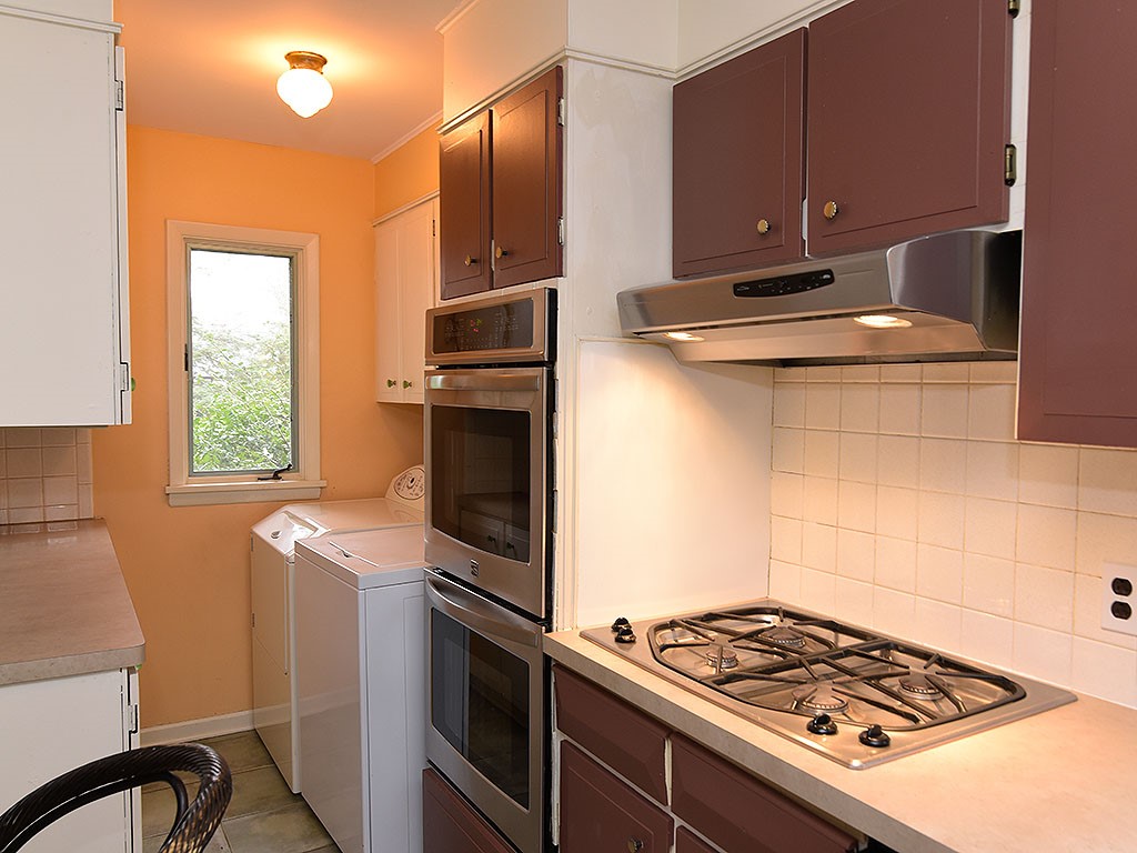 54 Corwin Road Rochester, NY 14610 - Photo 18 of 50