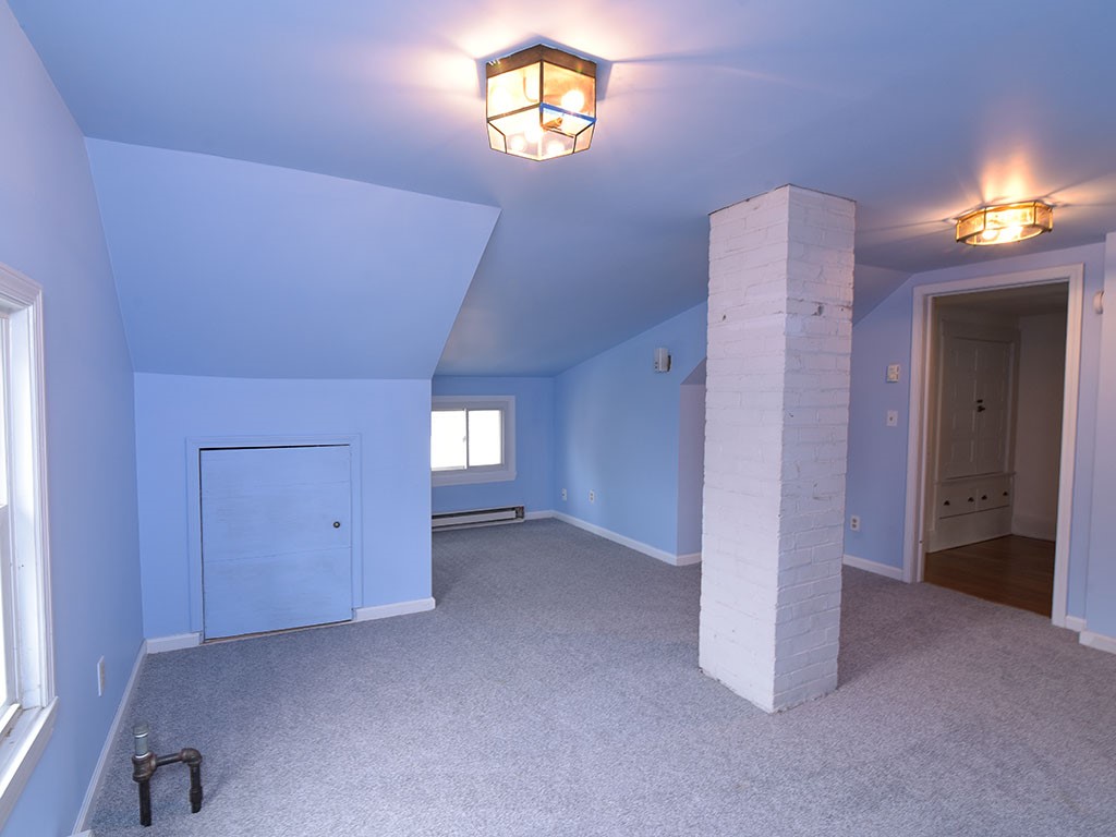 54 Corwin Road Rochester, NY 14610 - Photo 35 of 50