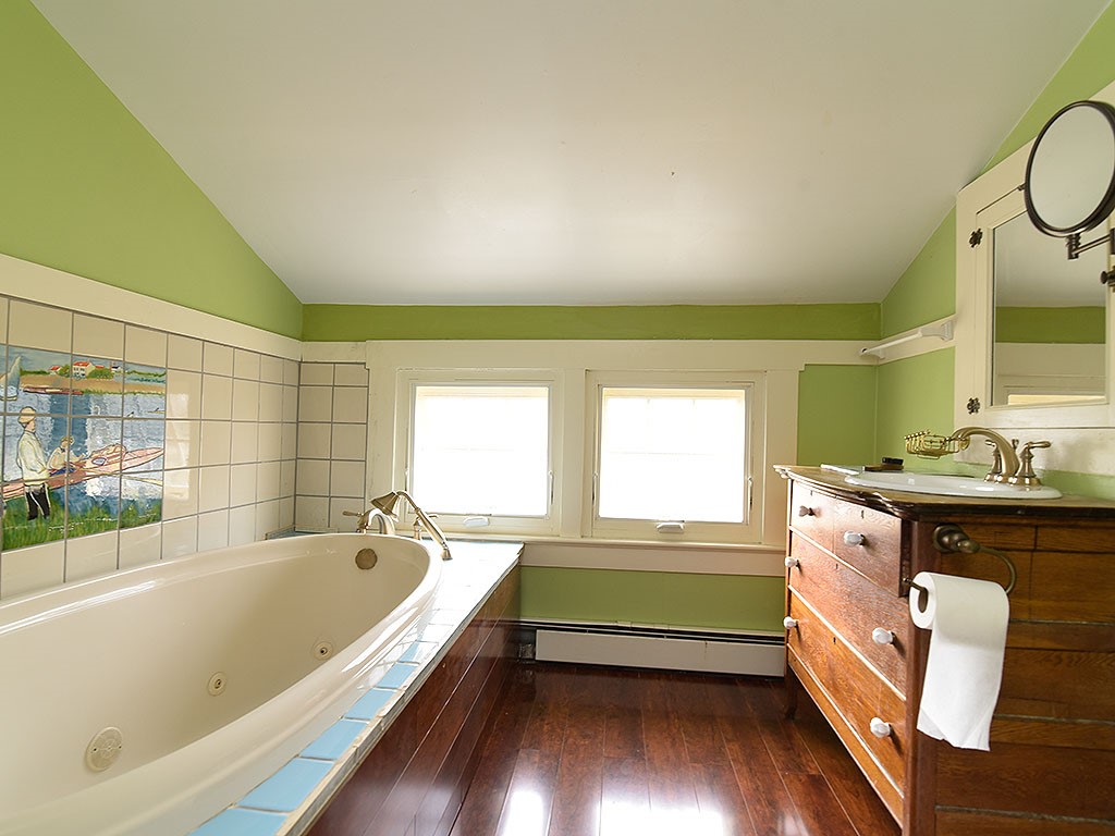 54 Corwin Road Rochester, NY 14610 - Photo 37 of 50