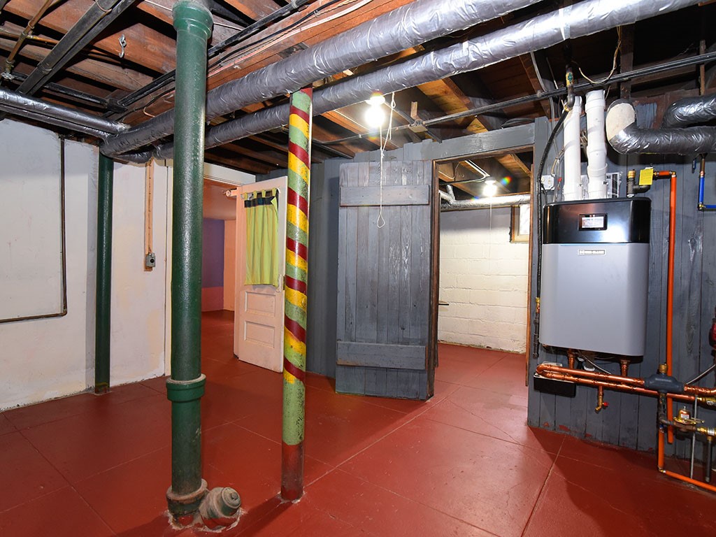 54 Corwin Road Rochester, NY 14610 - Photo 40 of 50