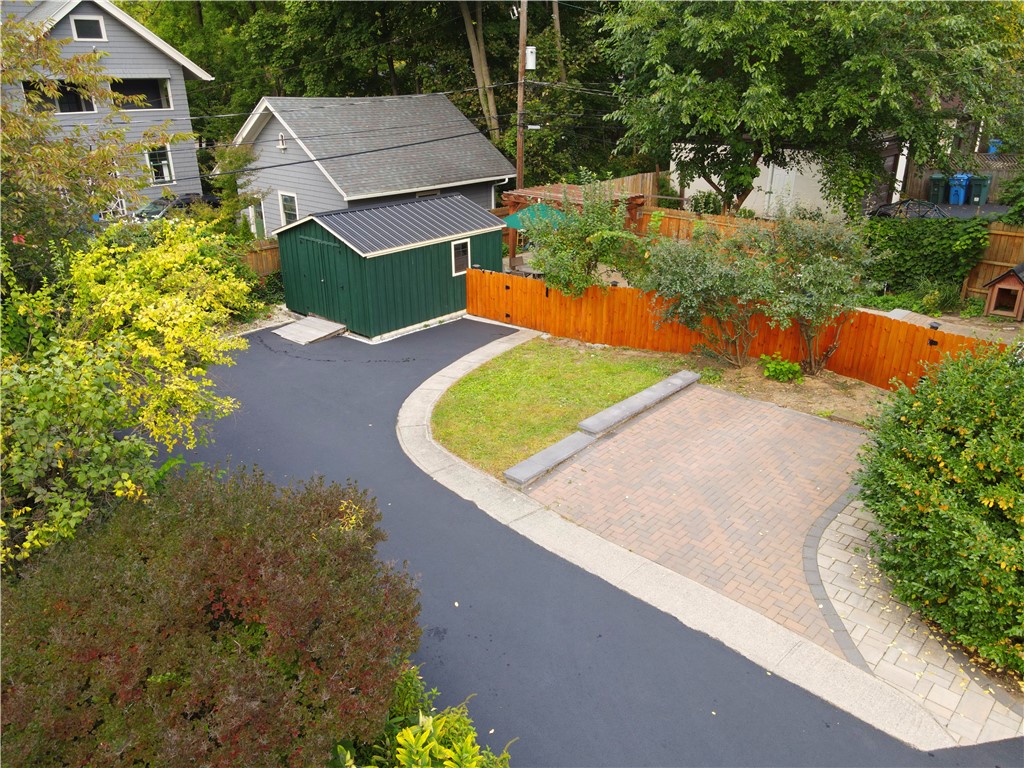 54 Corwin Road Rochester, NY 14610 - Photo 4 of 50