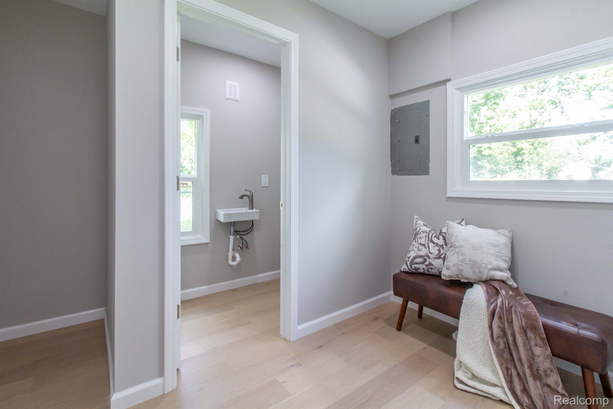 3201 Donley Avenue Rochester, MI 48309 - Photo 25 of 38 Gallery Image 25