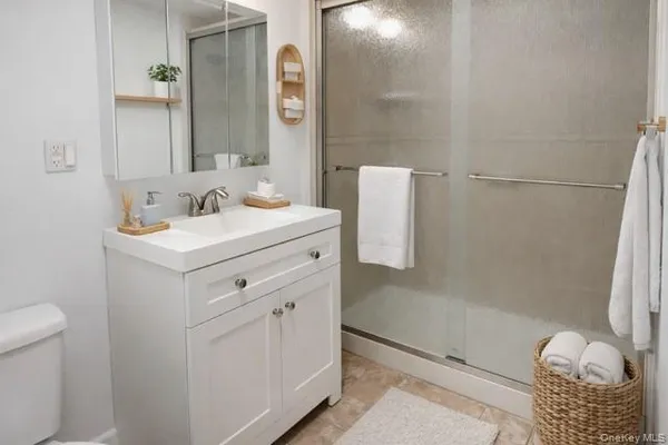 $3,336 | 2826 Philip Avenue | Throgs Neck