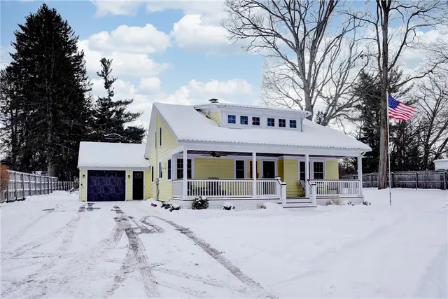 $374,900 | 213 Ayrault Road, Perinton, NY 14450