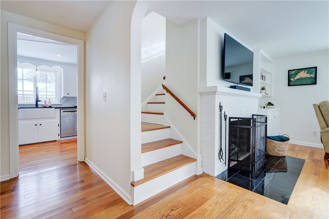 213 Ayrault Road Perinton, NY 14450 - Photo 7 of 50