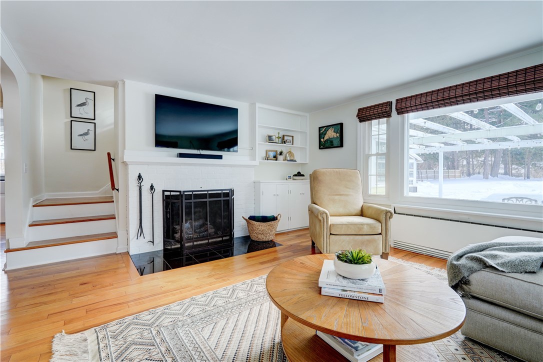 213 Ayrault Road Perinton, NY 14450 - Photo 9 of 50