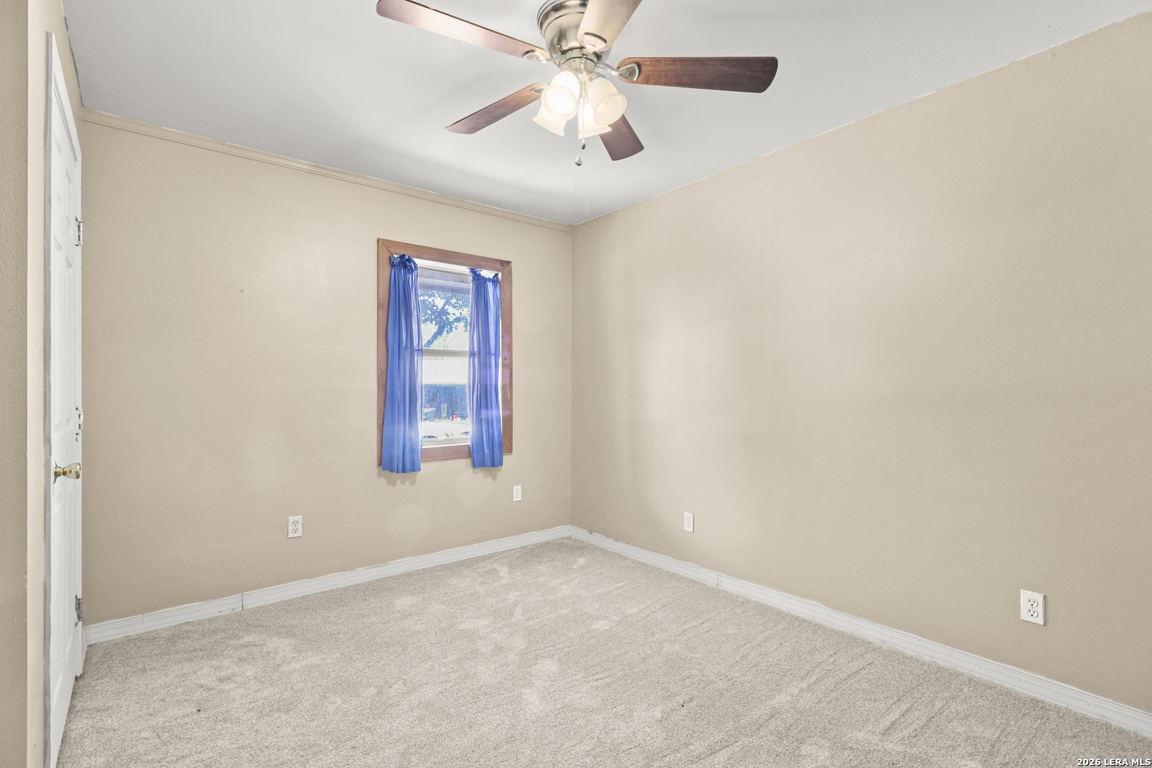 146 Exotic Bandera, TX 78003 - Photo 15 of 42